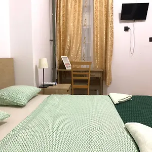  Otel Kecskemeti Macaristan